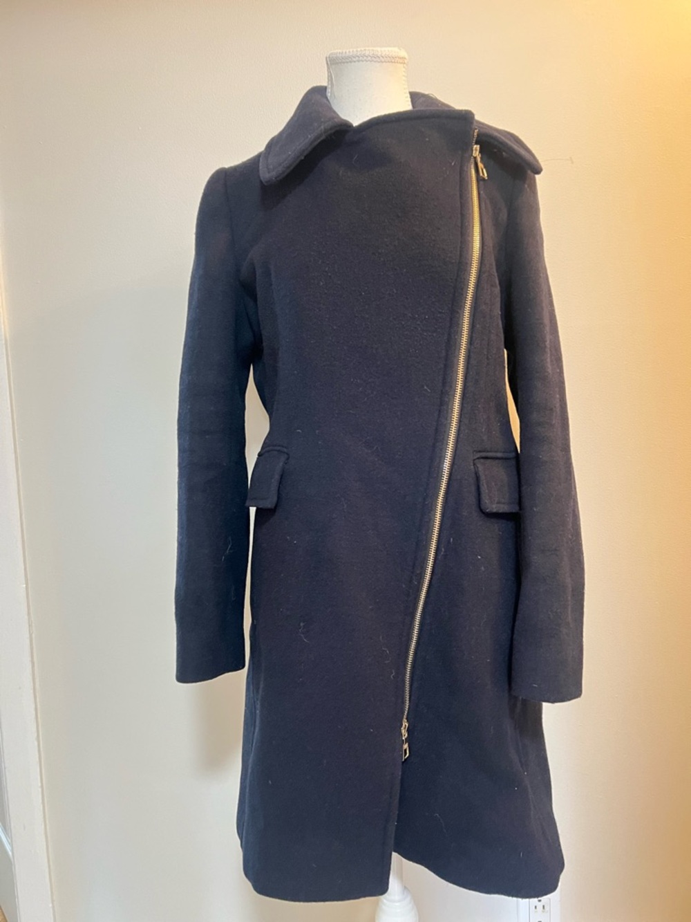 Club Monaco Elegant Dark Blue Trench Coat